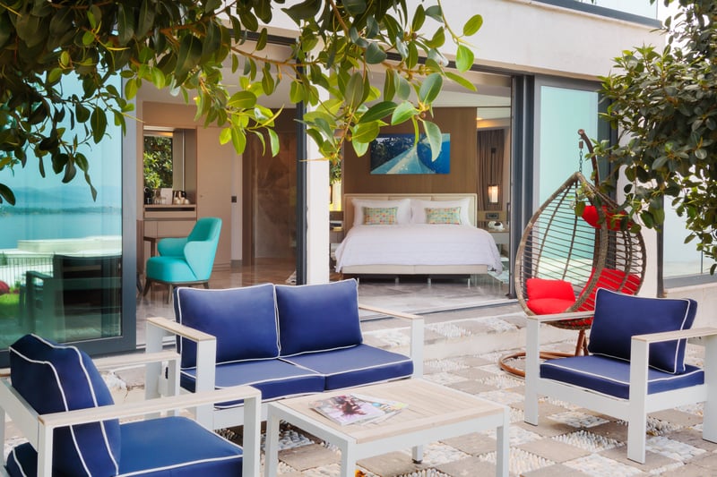INDOOR GRAND POOL SUİT – 2 YATAK ODALI (137 M2)