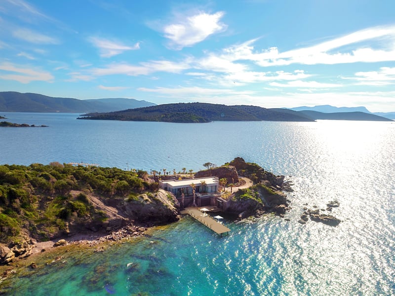 SECLUDED BAY PRESIDENTIAL VILLA ( 4 BEDROOM)
