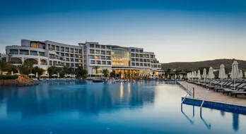 Le Meridien Bodrum Beach Resort: Experience Ultimate Luxury and Wellness