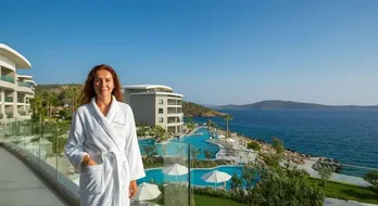 Ultimate Guide to Le Meridien Bodrum: Luxury Residences, Wellness Retreats, and Detox Hotels