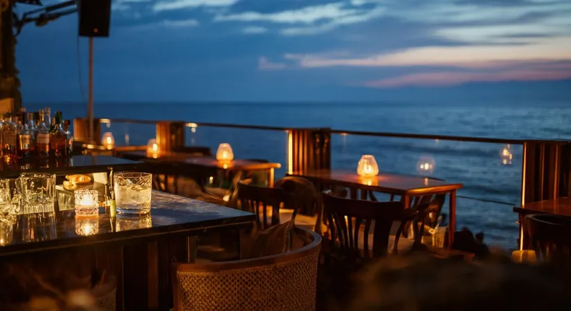 Romantic evenings at seaside bars